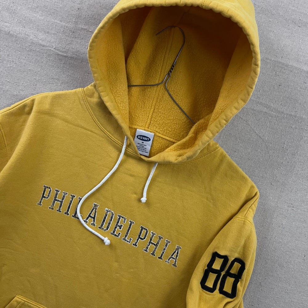 Old Navy Philadelphia Hoodie Mens Medium Yellow 88 Graphic‎ Pullover Sweatshirt